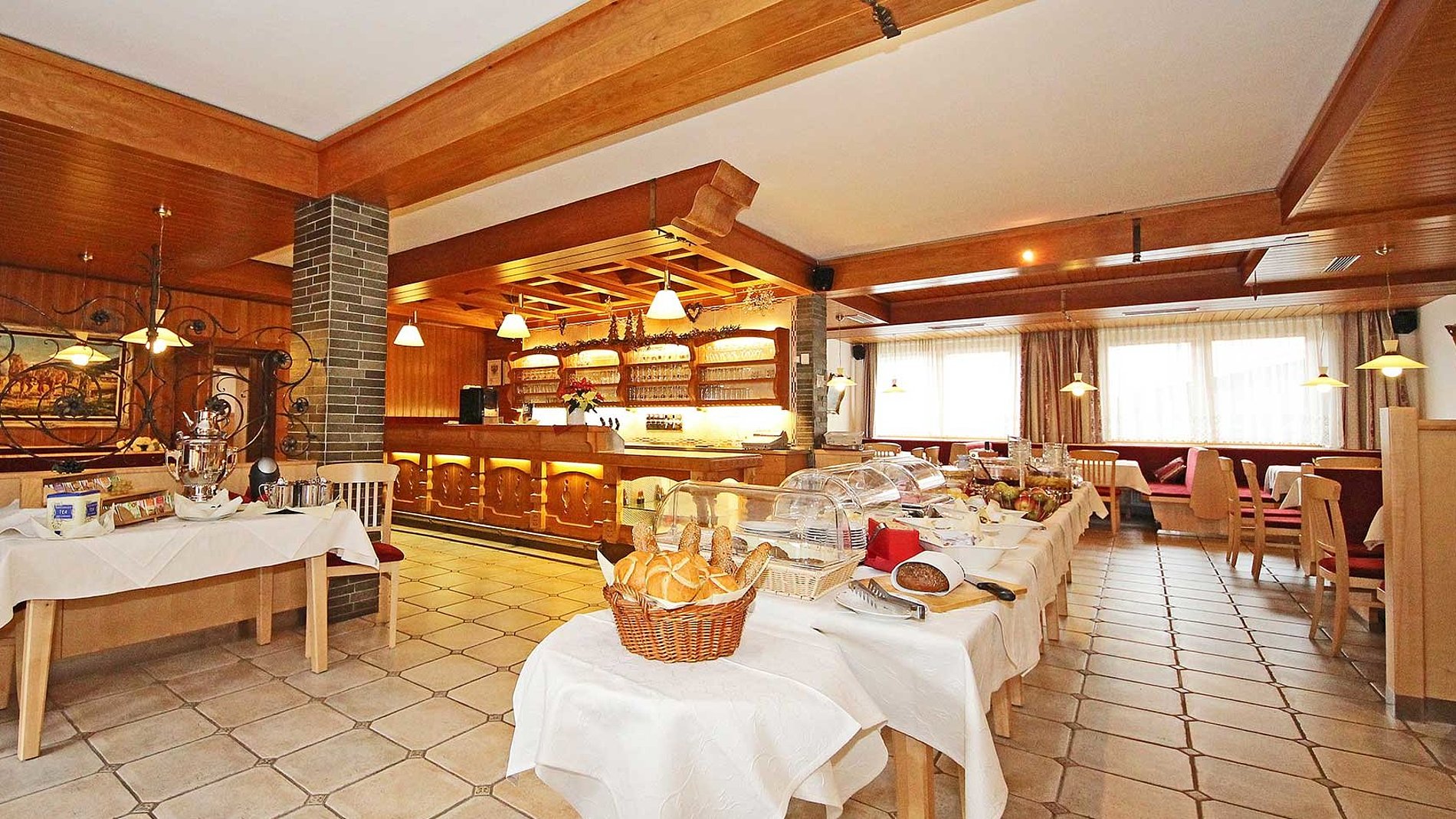 Speisesaal im Gasthof Rose in Virgen